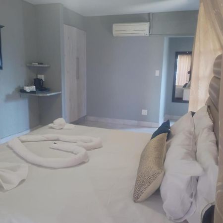 Elegant Guest House Malelane Malalane Exterior foto